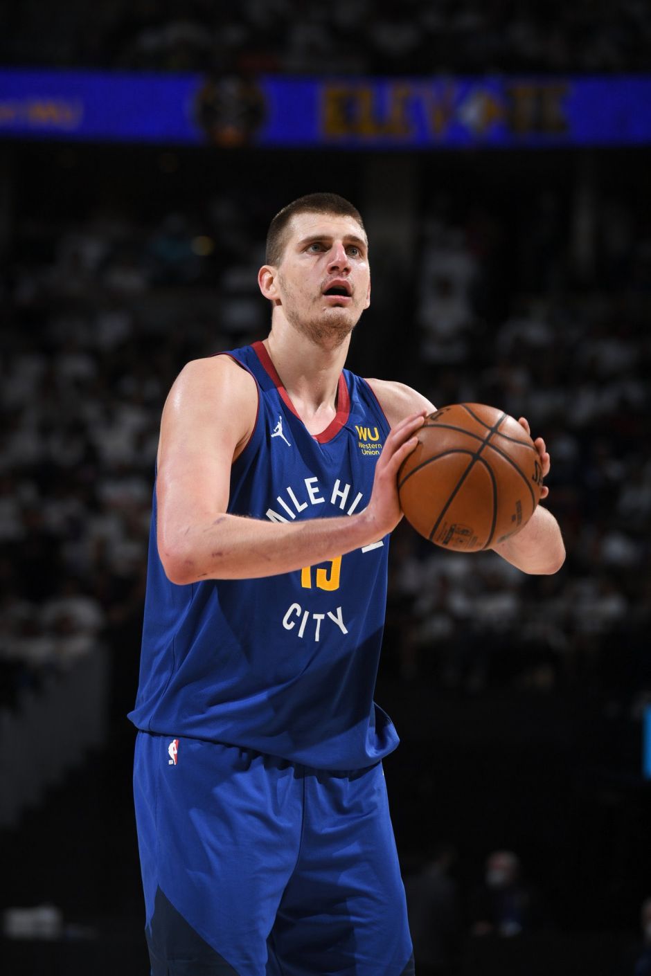 马扎在首秀 马扎在首秀