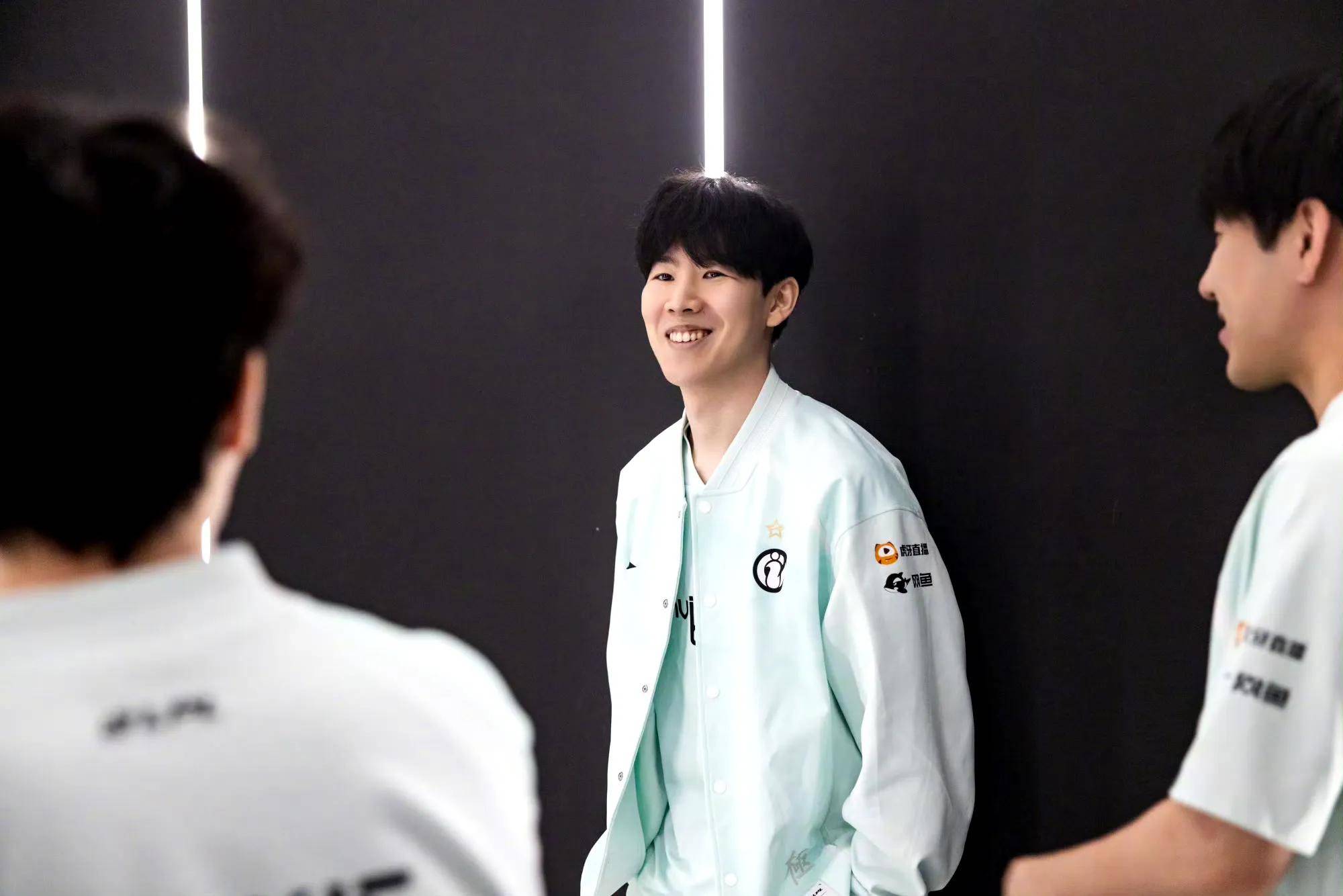 胁持球与挡 胁持球与挡